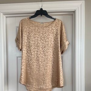 JODIFL Tan Leopard Print Short Sleeve Top